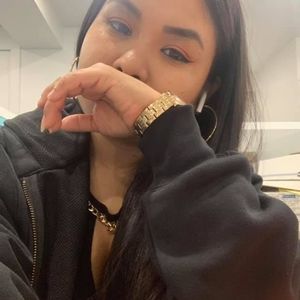 Meet your Posher, Vivi